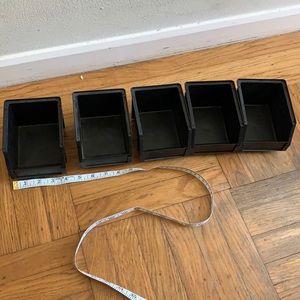 5 stackable containers